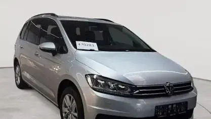Gebraucht VW Touran Comfortline 150 PS (110 kW) 2021 Reflexsilber metallic Van / Kleinbus
