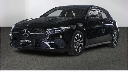Gebraucht Mercedes A180 Progressive 136 PS (100 kW) 2024 Unilack nachtschwarz Limousine