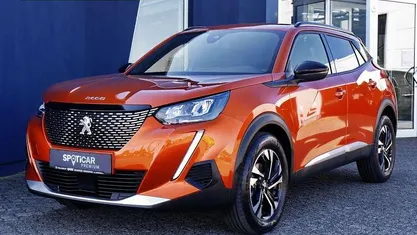 Orange Gebraucht 2023 Peugeot 2008 Allure SUV | 19.440 € (Superpreis)