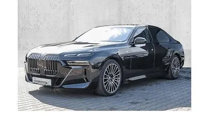 Gebraucht BMW 740 Comfort Edition 299 PS (219 kW) 2025 Limousine