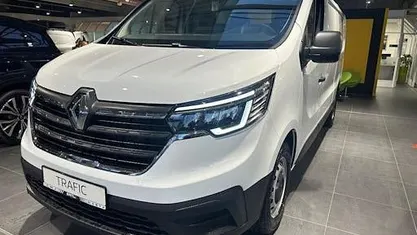 Weiß Gebraucht 2024 Renault Trafic Komfort Van / Kleinbus | 28.990 € (Fairer Preis)