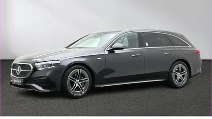 Gebraucht Mercedes E300 AMG 197 PS (144 kW) 2025 Grau Limousine