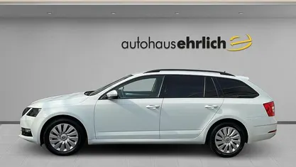 Weiß Gebraucht 2019 Skoda Octavia Ambition Kombi | 14.399 € (Fairer Preis)