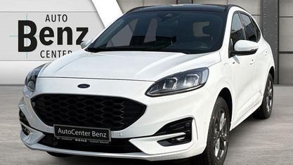 Używany Ford Kuga ST-Line 225 KM (165 kW) 2022 Biały SUV