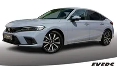 Sonic grey Gebraucht 2025 Honda Civic Elegance Limousine | 32.750 € (Fairer Preis)