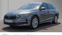 Graphitegrau metallic met. Gebraucht 2024 Skoda Octavia Selection Kombi | 31.980 € (Fairer Preis)