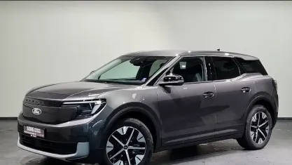 Używany Ford Explorer 250 kW (340 KM) 2025 Szary SUV