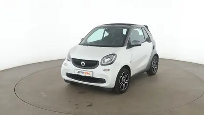 Grau Gebraucht 2017 Smart ForTwo Cabrio Basis Cabrio | 13.660 € (Fairer Preis)