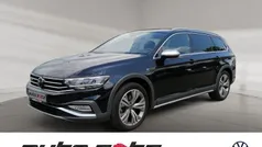Schwarz Gebraucht 2022 VW Passat Alltrack Kombi | 31.990 € (Superpreis)