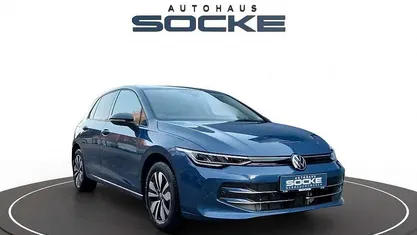 Blau Gebraucht 2024 VW Golf VIII Goal Limousine | 24.985 € (Fairer Preis)
