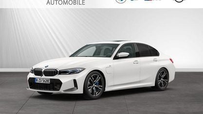 Käytetty BMW 330e M Sport 292 HP (214 kW) 2025 Valkoinen Sedan