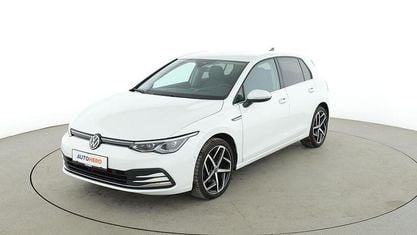 Używany VW Golf VII Style 150 KM (110 kW) 2020 Biały Sedan/Limuzyna