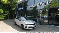 Grau Gebraucht 2024 Opel Astra GS Line Limousine | 23.890 € (Fairer Preis)