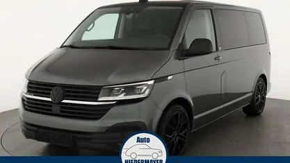 Grau Gebraucht 2023 VW Multivan Generation Six Van | 54.995 € (Fairer Preis)