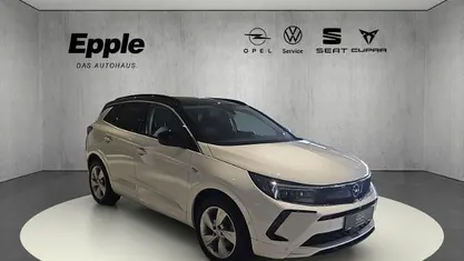 Gebraucht Opel Grandland X Elegance 181 PS (133 kW) 2023 SUV