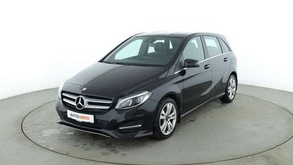 Używany Mercedes B200 Urban 136 KM (100 kW) 2015 Czarny Minivan