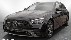 Metalliclack obsidianschwarz Gebraucht 2022 Mercedes E400 AMG Kombi | 45.277 €