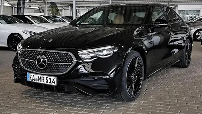 Gebraucht Mercedes E220 AMG 197 PS (144 kW) 2026 Limousine