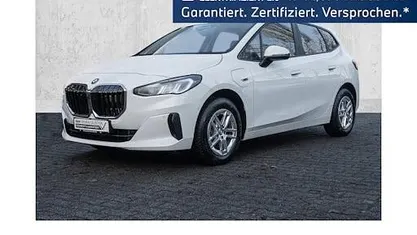 Gebraucht BMW 225 Active Tourer Sport Line 245 PS (180 kW) 2022 Van / Kleinbus