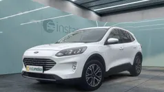 Weiß Gebraucht 2021 Ford Kuga Titanium SUV | 25.050 € (Fairer Preis)