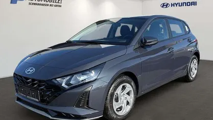 Gebraucht Hyundai i20 Select 101 PS (74 kW) 2025 Kleinwagen