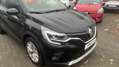 Schwarz Gebraucht 2023 Renault Captur Evolution SUV | 23.499 € (Fairer Preis)