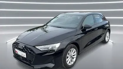 Gebraucht Audi A3 Ambiente 116 PS (85 kW) 2025 Brillantschwarz Limousine