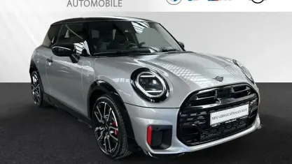 Gebraucht Mini John Cooper Works 231 PS (169 kW) 2025 Melting silver iii Kleinwagen