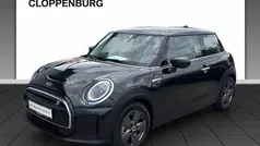 Midnight black Gebraucht 2022 Mini Cooper SE Hatch Kleinwagen | 16.900 € (Guter Preis)