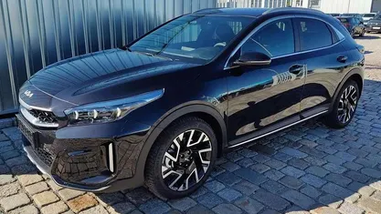 Schwarz metallic schwarz metallic Neu 2025 Kia XCeed SUV | 28.990 € (Superpreis)