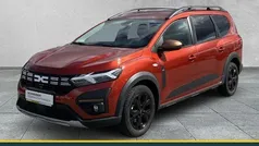 Braun Gebraucht 2024 Dacia Jogger Extreme Van / Kleinbus | 20.890 € (Fairer Preis)
