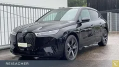 Gebraucht 2022 BMW iX Performance SUV | 45.993 € (Guter Preis)