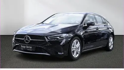 Gebraucht Mercedes CLA180 Shooting Brake 136 PS (100 kW) 2024 Unilack nachtschwarz Kombi