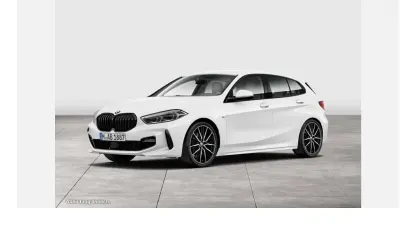 Gebraucht BMW 118 M Sport 136 PS (100 kW) 2023 Alpinweiss iii Kleinwagen
