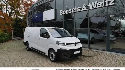 Weiß Gebraucht 2024 Citroën Jumpy Van / Kleinbus | 29.950 € (Fairer Preis)