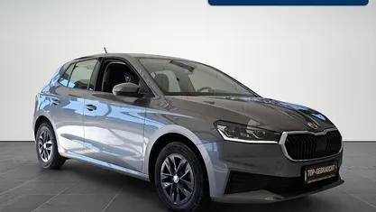 Gebraucht Skoda Fabia Ambition 110 PS (80 kW) 2023 Graphite grau metallic Kleinwagen