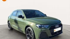 Distriktgrün metallic Gebraucht 2025 Audi A1 Sportback Sport Kleinwagen | 25.990 € (Guter Preis)