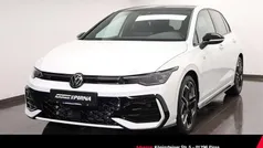 Weiß Gebraucht 2025 VW Golf VIII R-line Limousine | 34.970 € (Fairer Preis)