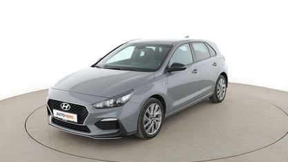 Usata Hyundai i30 N Line 120 CV (88 kW) 2020 Grigio Berlina