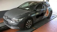 Grau Gebraucht 2022 VW Golf VIII Active Limousine | 23.910 € (Fairer Preis)