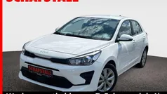 Weiss ((ud) schneeweiss) Gebraucht 2022 Kia Rio Vision Limousine | 14.479 € (Fairer Preis)