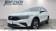 Oryxweiß perlmutteffekt Gebraucht 2024 VW Tiguan Move SUV | 33.590 € (Guter Preis)