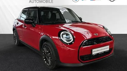 Gebraucht Mini Cooper 114 kW (156 PS) 2025 Chili red ii Kleinwagen
