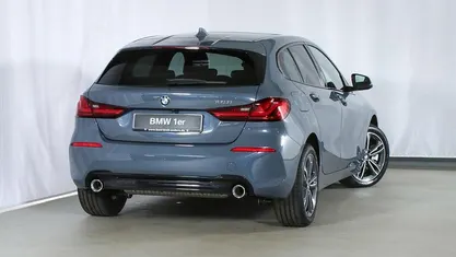 Gebraucht BMW 120 Comfort Edition 178 PS (130 kW) 2025 Grau Kleinwagen
