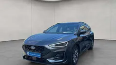 Magnetic grau metallic Gebraucht 2024 Ford Focus ST-Line Kombi | 27.250 € (Fairer Preis)