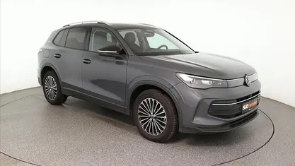 Gebraucht VW Tiguan Goal 150 PS (110 kW) 2025 Grau SUV