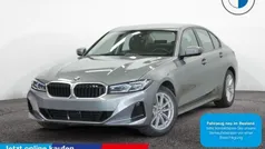 Skyscraper grau Gebraucht 2024 BMW 320 Comfort Edition Limousine | 39.750 € (Superpreis)
