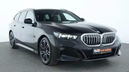 Gebraucht BMW 520 M Sport 197 PS (144 kW) 2025 Schwarz Limousine