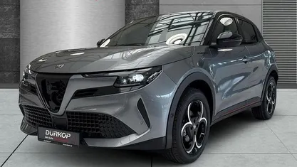 Neu Alfa Romeo GT Junior Edizione Speciale 136 PS (100 kW) 2026 Limousine