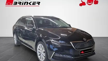 Gebraucht Skoda Superb Style 218 PS (160 kW) 2021 Blackmagic perleffekt Kombi